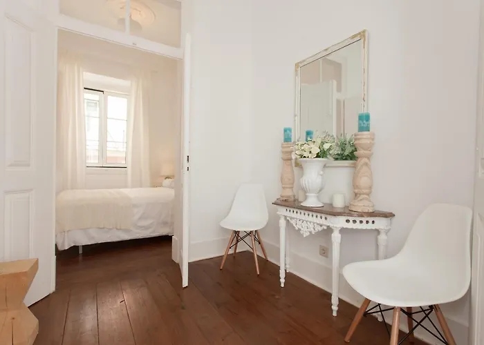 Principe Real Apartment *